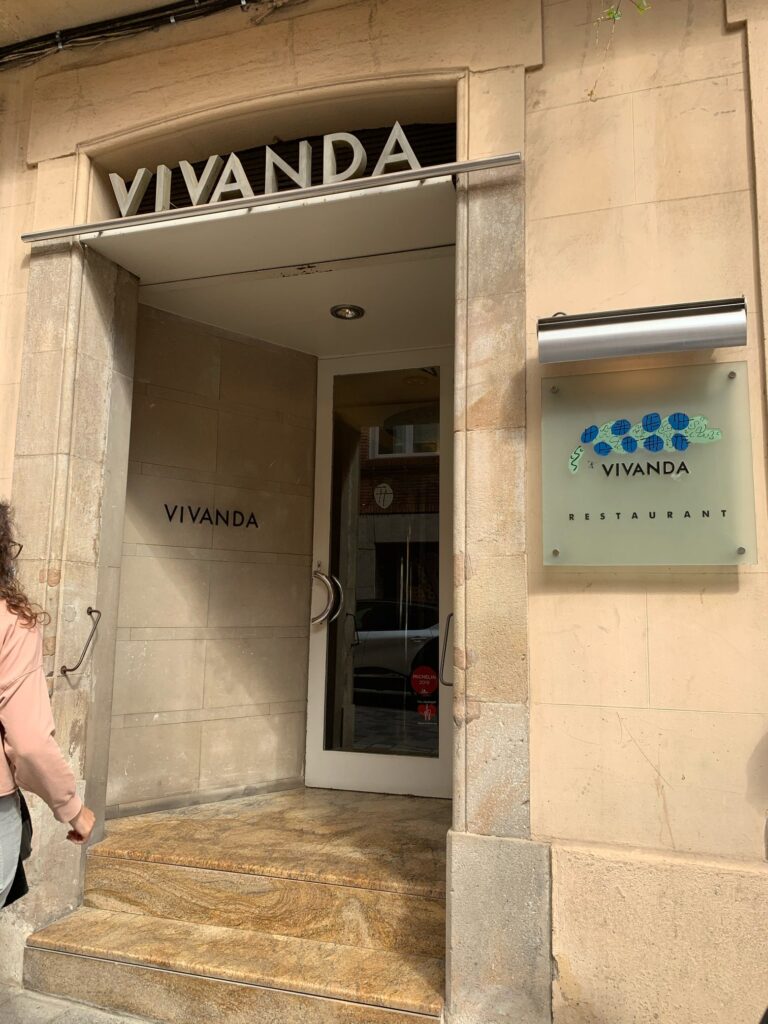 バルセロナの絶品スペイン料理レストラン「Vivanda」