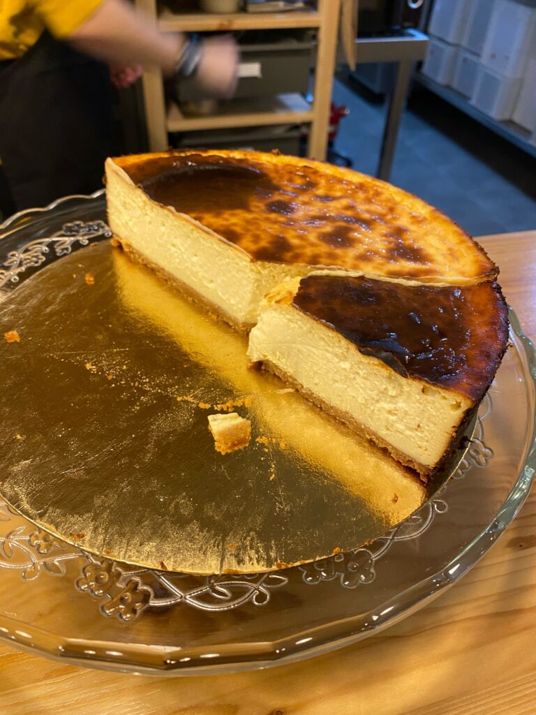 バルセロナで一番石井チーズケーキ「Jon Cake」