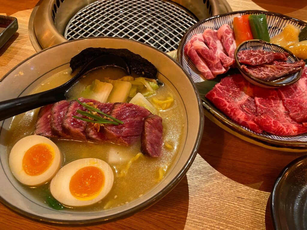 日本の焼肉が食べれるレストラン「AH-UN Japanese Yakiniku & Sushi Restaurant」
