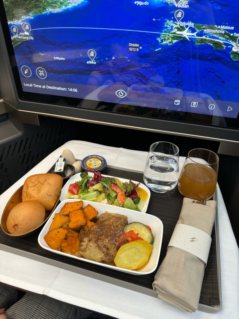 台湾のスターラックス航空が最高にラグジュアリーでご飯も美味しくて推したい話のブログ