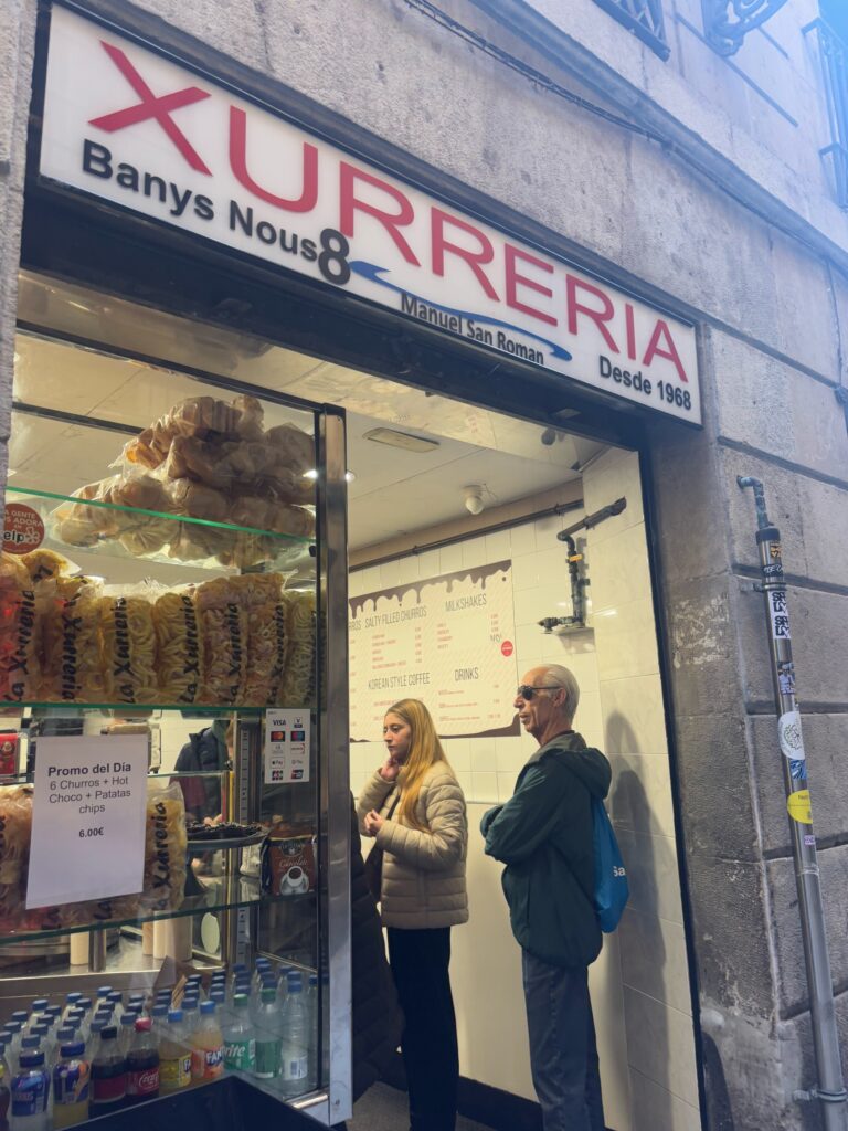 バルセロナ旅行最終日、ゴシックエリア散策、おすすめのお土産屋にチュロス